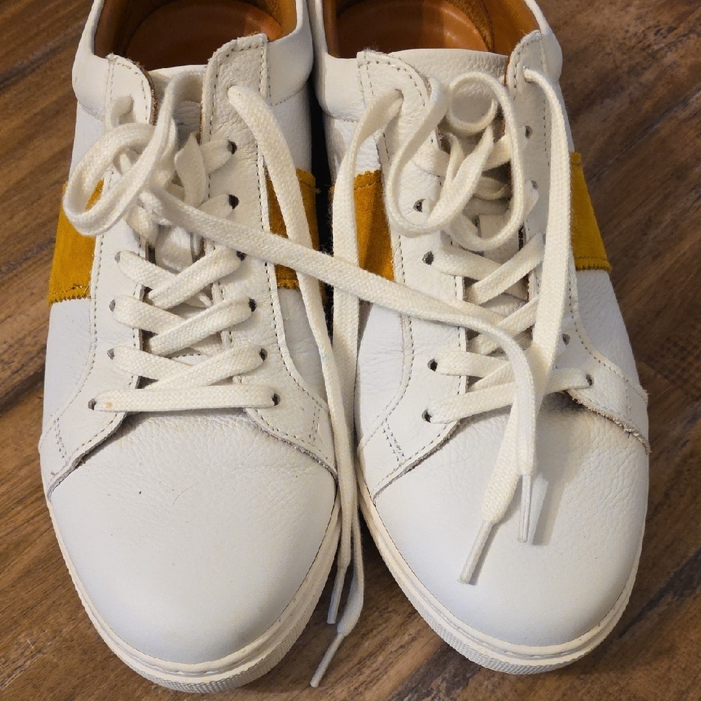 Allen Edmonds White Leather Sneakers with Mustard Accents - Picture 3 of 9